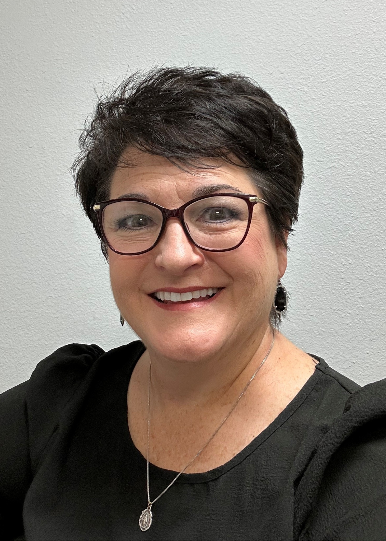 Rae Milano (Co-Chair)